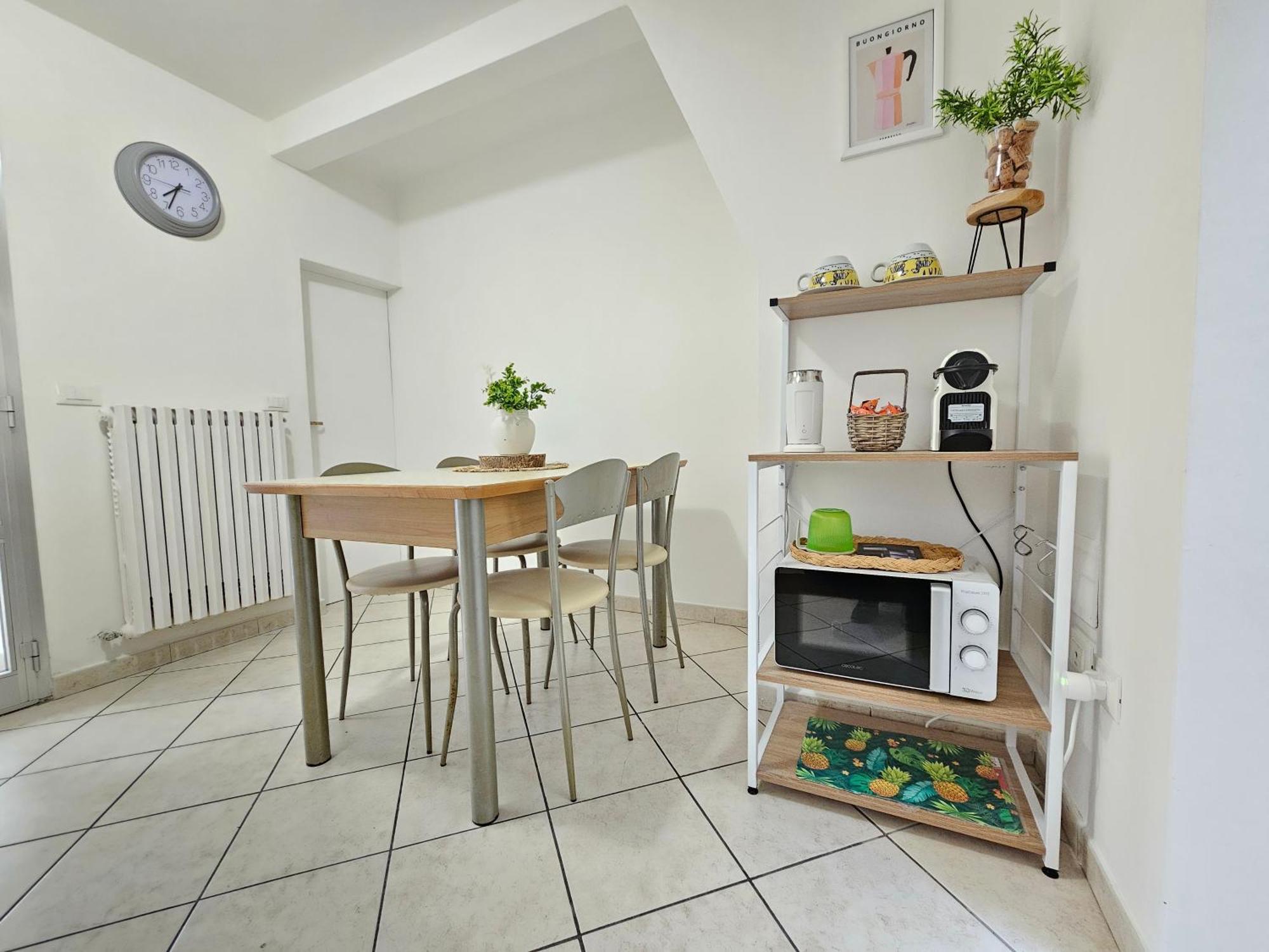 La Casetta Bilocale Centrale Con Terrazza Parkfree Wifi Minipc Ps4 Ac Jesi Zewnętrze zdjęcie